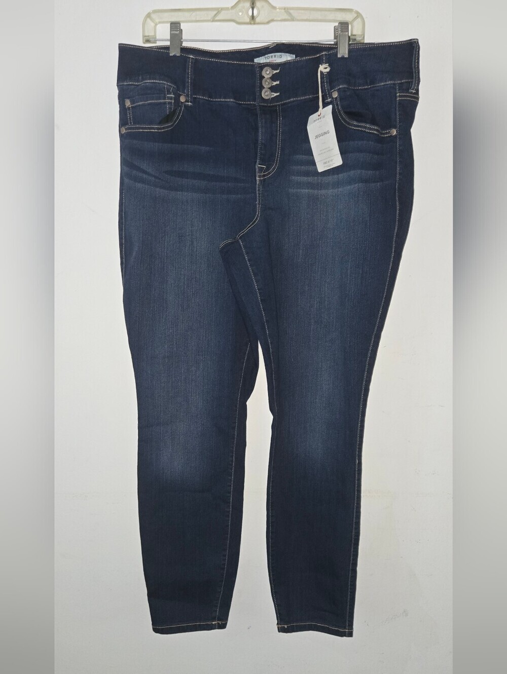 NWT Torrid Dark Wash High Rise 3-Button Jeggings - Size 20R